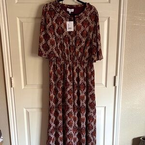 Gibson Latimer Elegant Patterned Maxi Dress